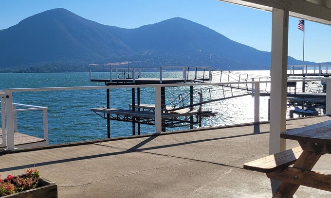 Clearlake Casa | Lakefront home with patio, private boat dock and fishing pier