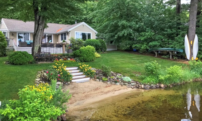 Milton Casa | Lakefront Milton Home w/ Dock & Private Beach