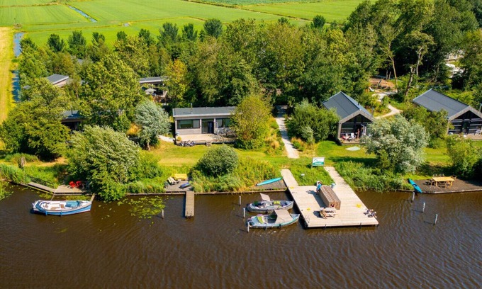 Grou Cabina | Lakefront Nature House with own private dock: Reidsjonger
