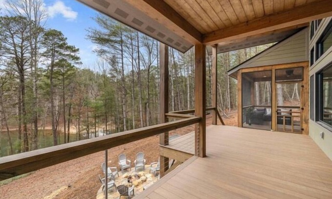 Nebo Casa | Lakefront on Lake James with Dock Slip & Hot Tub!