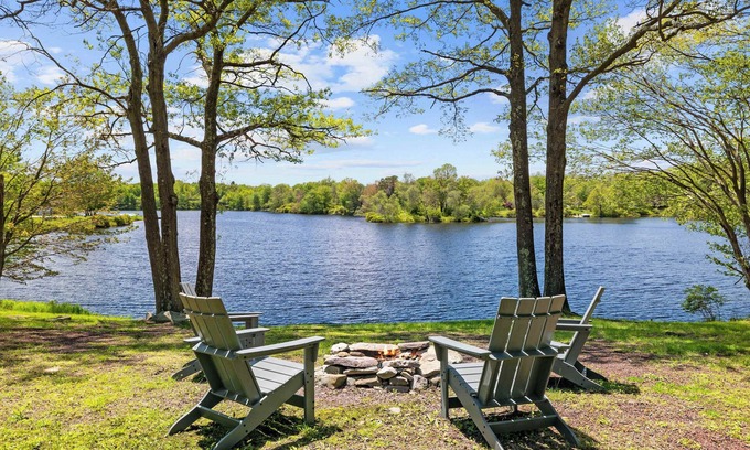 Long Pond Casa | Lakefront,Kayaks,Fire Pit,Indoor Pool,ResortAccess