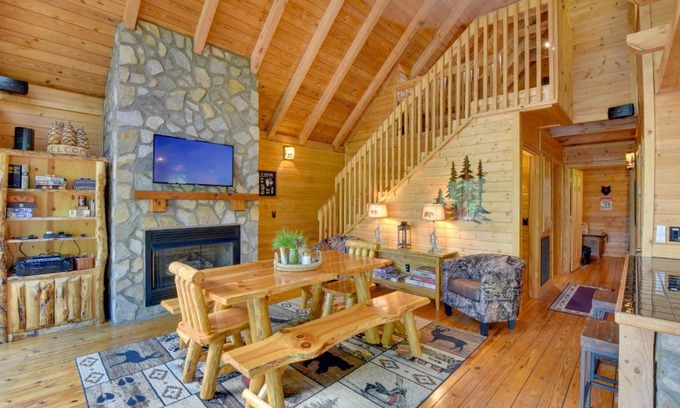 Six Mile Casa | Lakefront Six Mile Vacation Rental with Dock