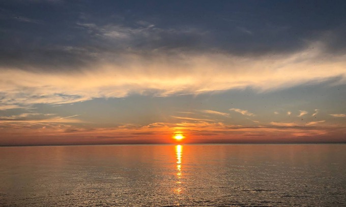 Plympton-Wyoming Cabaña | Lakefront Staycation