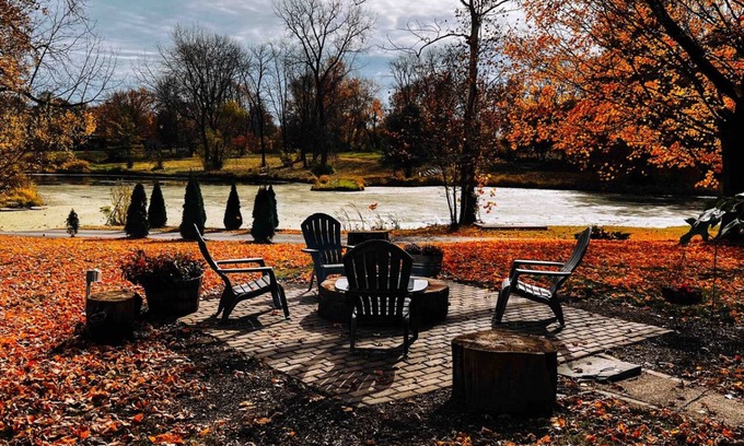 West Newton Apartamento | Lakehouse HOT TUB 8 Miles TO Downtown ON 60 Acres