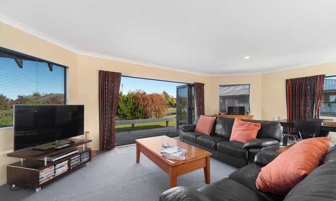 Kinloch Casa | Lakemere House