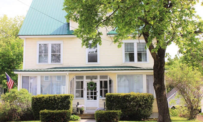 Laconia Casa | Lakes Region Getaway Close Lake Winnipesaukee, Gunstock Ski Resort & White Mtns
