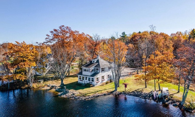 Orono Casa | Lakeside 4BD: Pushaw Lake Retreat