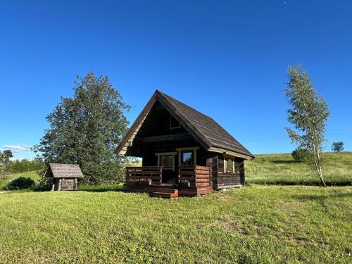 Voru County Chalet De Esquí | Lakeside cabin with saunas, hot-tub options