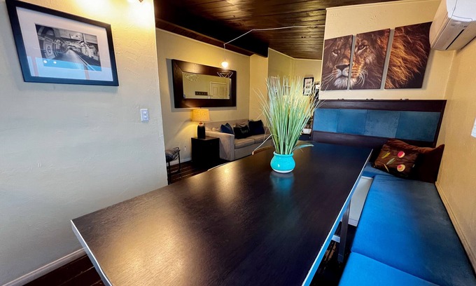 Point Loma Heights Apartamento | Lakeside Charm in Ocean Beach
