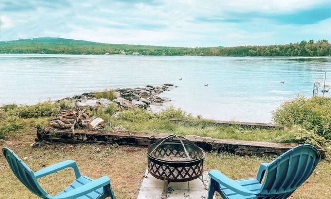 Greenville Casa | Lakeside cottage, close to town, large lot, 300+ft of Moosehead Lake frontage