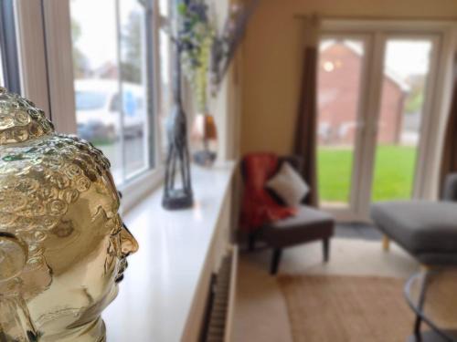 Eastleigh Casa | Lakeside-Dakota 3bed house 2bath parking M27 J5 Southampton Airport sleeps 6