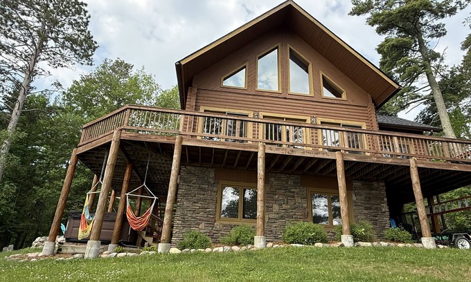 Hackensack Casa | Lakeside Haven - Lake Days, Kayaks, and Bonfires, Webb Lake Cabin Lake Days