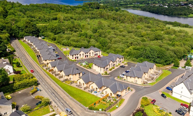 Killaloe Casa | Lakeside Holiday Homes - Type B