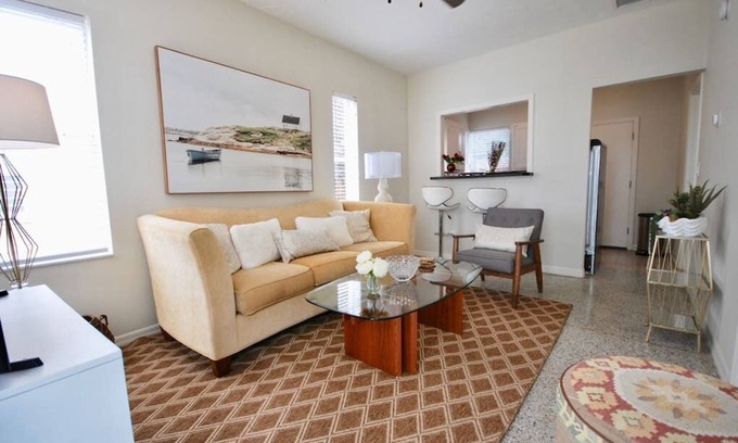Lake Davis - Greenwood Cabaña | Lakeside - Lake Davis Art Deco Cottage 1B