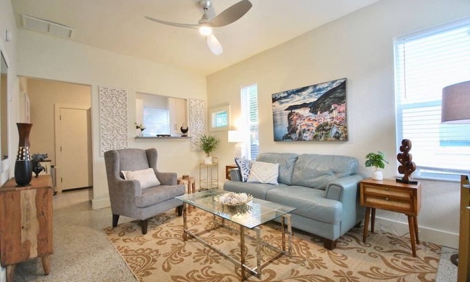 Lake Davis - Greenwood Cabaña | Lakeside - Lake Davis Art Deco Cottage 5C