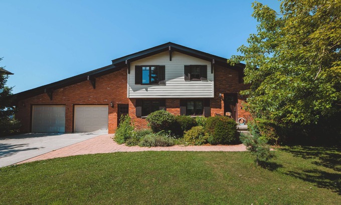 Plympton-Wyoming Casa | Lakeside Landing - Swim Spa & Waterfront