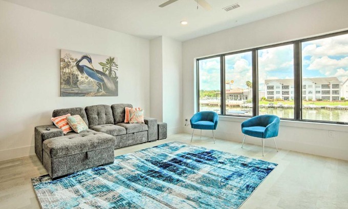 Montgomery Apartamento | Lakeside Montgomery Condo Near Boat Rental!