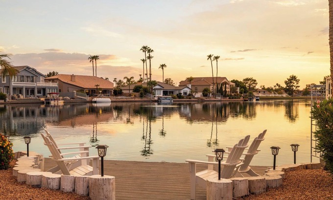 Val Vista Lakes Casa | Lakeside Paradise: Hot Tub, Pool, Golf & Games