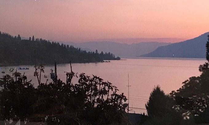 Central Okanagan Casa | Lakeside Retreat en el corazón del país del vino!