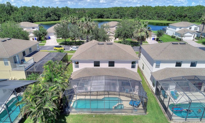 Cumbrian Lakes Cabaña | Lakeside Spa, AC in Games Room - Tropics! 822