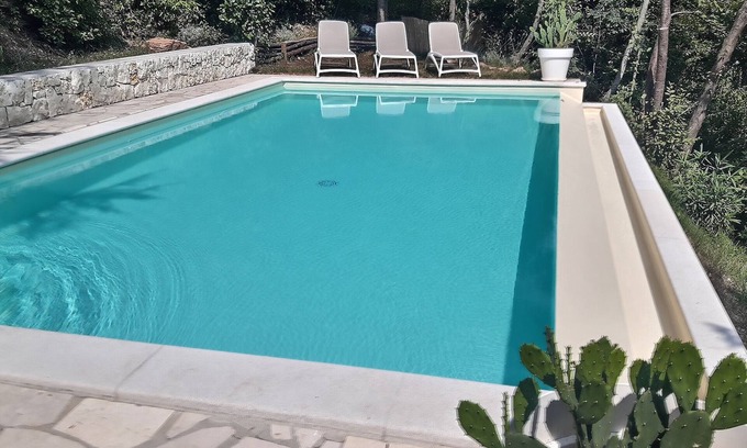 Arias Apartamento | vista al lago y moderna piscina de agua salada