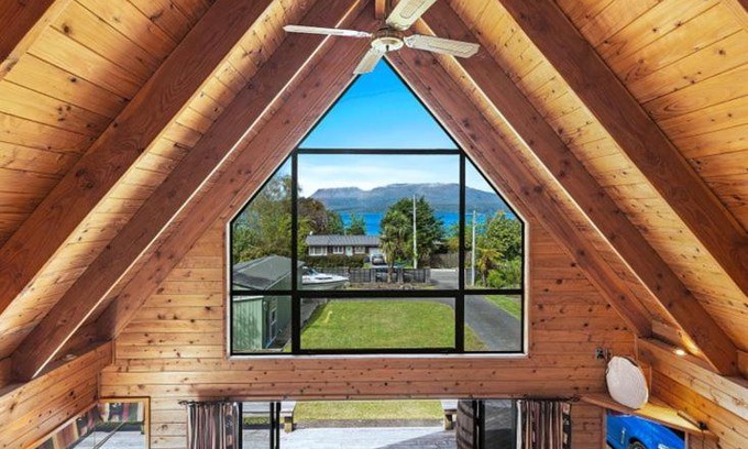 Lake Tarawera Casa | Lakeview Chalet Lake Tarawera