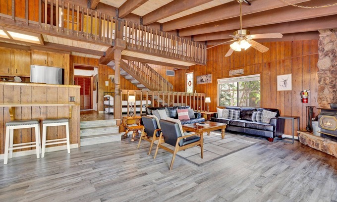 Big Bear Lake Casa | Lakeview Fishing House #121