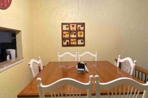 Holiday Island Casa | Lakeview Latitude