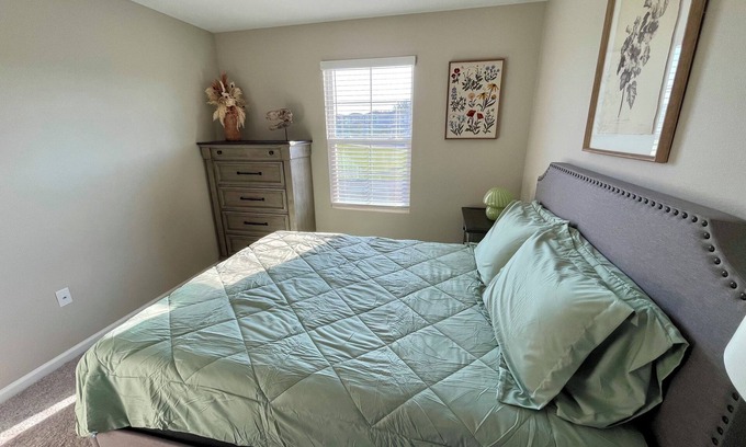 Haines City Casa | Lakeview Oasis w/ Game Room, Screened Patio & Playground Across the Street
