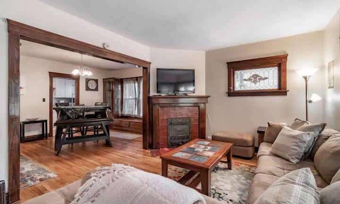 Lakewood Apartamento | Lakewood Bed & Biscuit | Pet Friendly | Mins to LKWD Park
