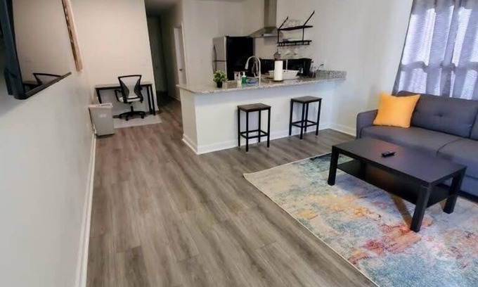 Durham Apartamento | Lakewood/Lyon Park Renovated Cottage Near Duke 28B