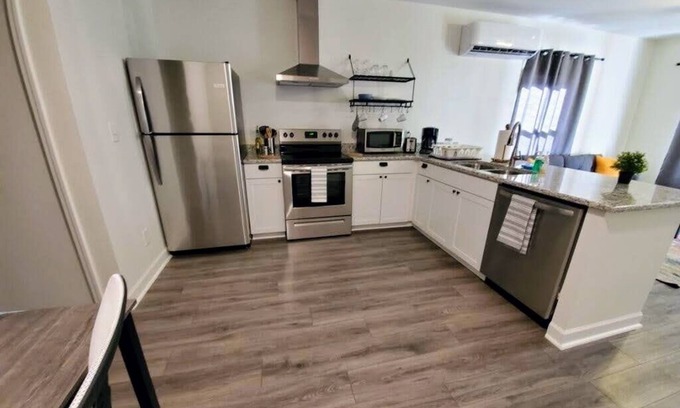 Durham Apartamento | Lakewood/Lyon Park Renovated Cottage Near Duke 26B