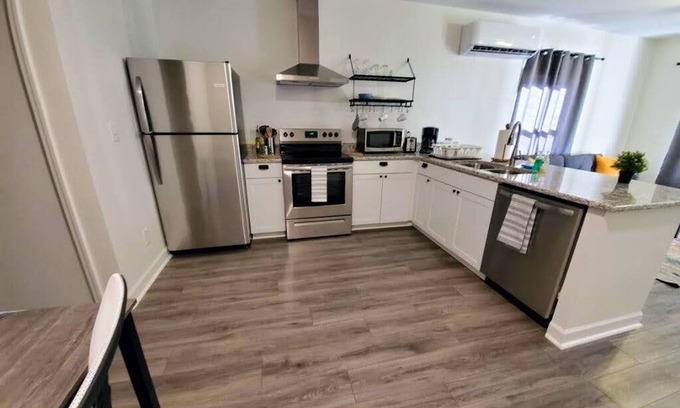 Durham Apartamento | Lakewood Lyon Park Renovated Cottage Near Duke 28B