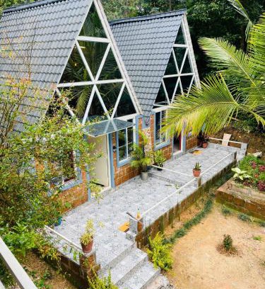 Madikeri Casa | LAKSHMI NIKUNj Estate Stay