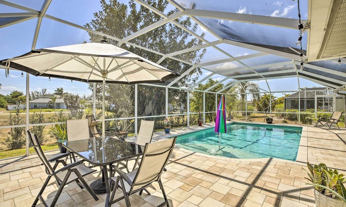 Trafalgar Casa | Lanai & Heated Pool: Stunning Cape Coral Getaway