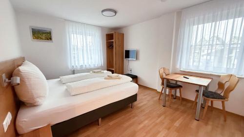 Unlingen Hotel | Landgasthof Sonne