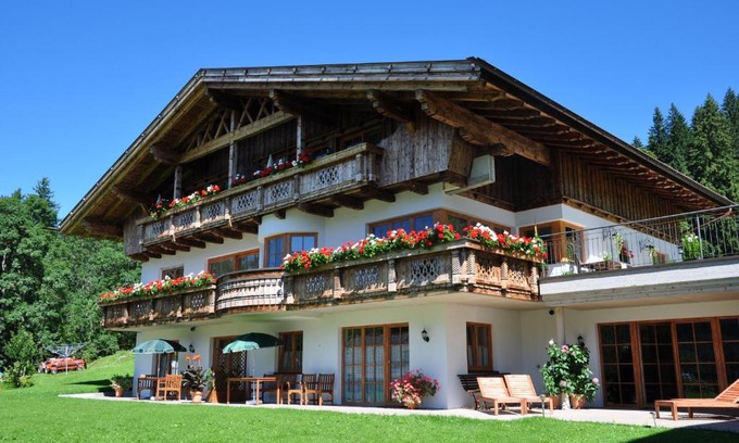 Schattwald Apartamento | Landhaus Alpensonne