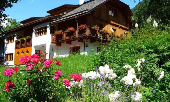 Mallnitz Apartamento | Landhaus Fiausch