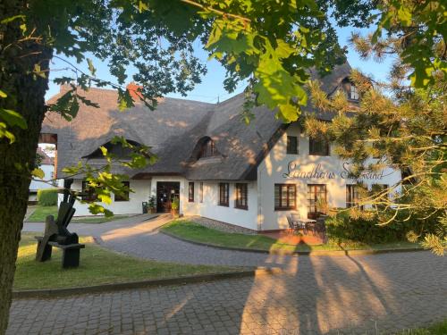 Ostseebad Ahrenshoop Apartamento | Landhaus Susewind