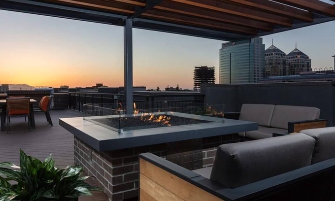 Downtown Oakland Apartamento | Landing at 777 Broadway - 2 Bedrooms in Downtown Oakland