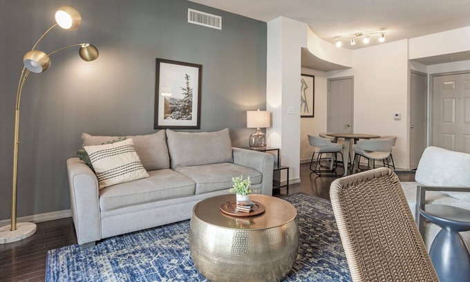 Flagler Village Apartamento | Landing at Aviah - 2 Bedrooms in Central Fort L...