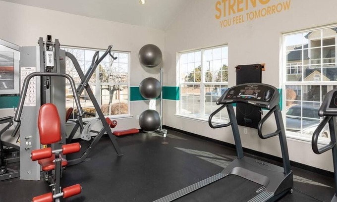 Southeast Colorado Springs Apartamento | Landing at Bellaire Ranch - 2 Bedrooms in Downtown Colorado Springs