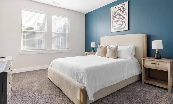 Matthews Apartamento | Landing at Chestnut Farm - 2 Bedrooms in Stallings