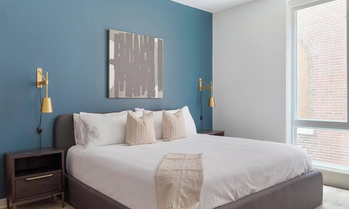 University City Apartamento | Landing at Commons on Ludlow - 1 Bedroom in Uni...