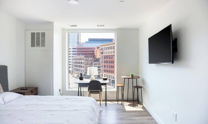 Greektown Historic District Apartamento | Landing at eXchange - Studio in Downtown Detroit