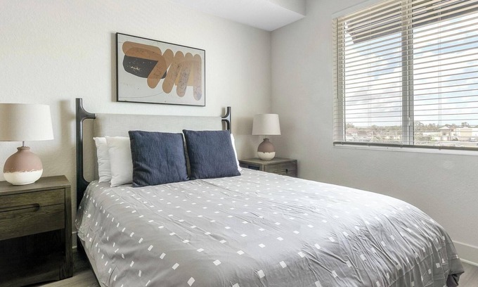 Palmetto Apartamento | Landing at Gateway Commons - 1 Bedroom in Ellenton