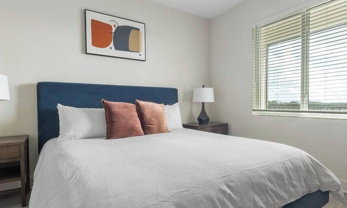 Palmetto Apartamento | Landing at Gateway Commons - 1 Bedroom in Ellenton