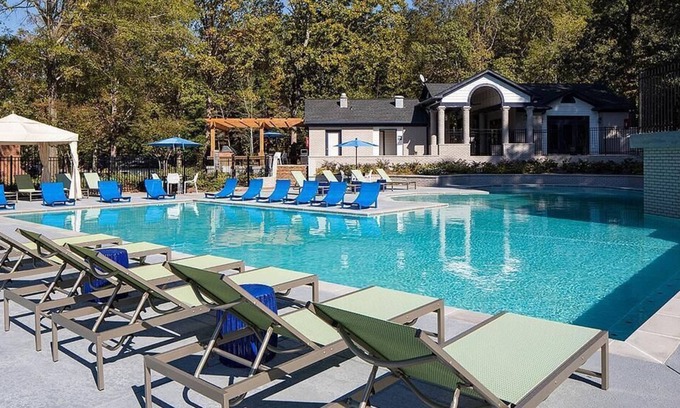 Meadowbrook Apartamento | Landing at Inverness Cliffs Apartment Homes - 1 Bedroom in Downtown Meadowbrook