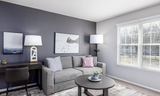 Lewis Center Apartamento | Landing at Lake Club at Polaris - 1 Bedroom in Downtown Columbus