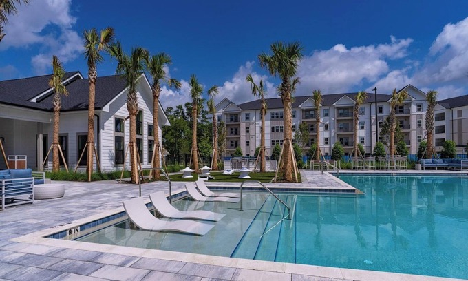 Jacksonville Apartamento | Landing at Palmhouse - 1 Bedroom in Rolling Hills